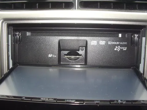 Nissan Otti