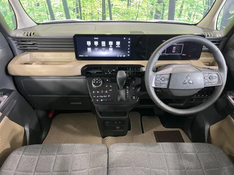 Mitsubishi Delica Mini