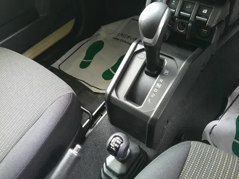 Suzuki Jimny Sierra
