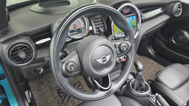 MINI Cooper Convertible