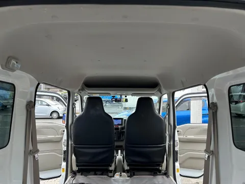 Nissan Clipper