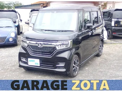 Honda N-BOX Custom