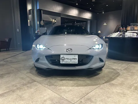 Mazda MX-5 (Roadster)