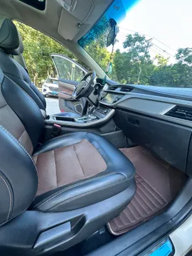 Geely Emgrand GS