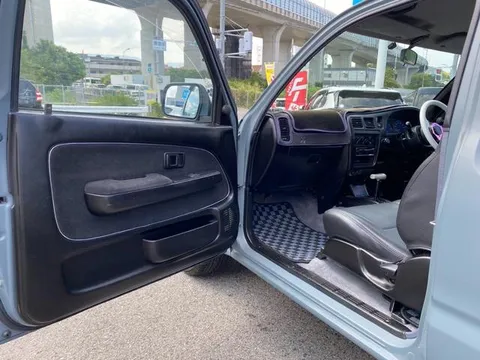 Toyota Hilux Sports Pick Up