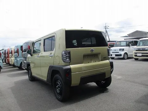 Daihatsu Taft