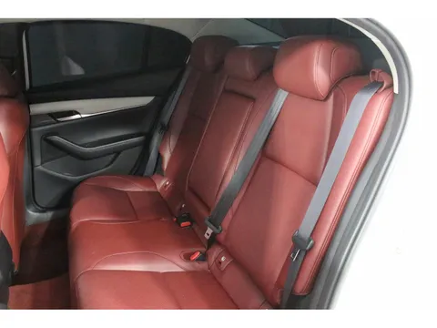 Mazda MAZDA3 Fastback