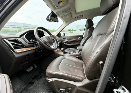 Roewe RX8