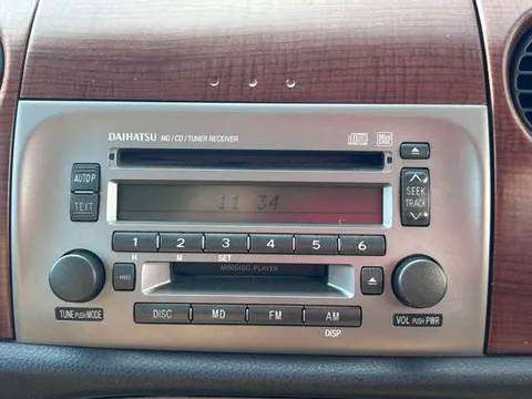 Daihatsu Mira Gino