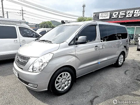 Hyundai Grand Starex