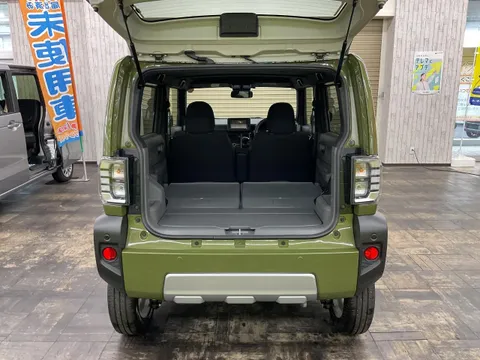 Daihatsu Taft