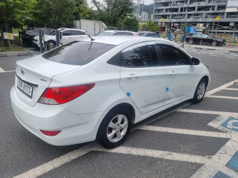 Hyundai Accent