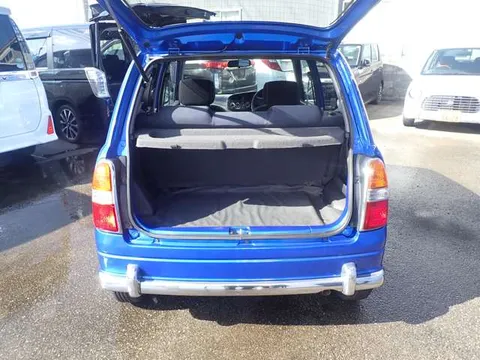 Daihatsu Mira Gino