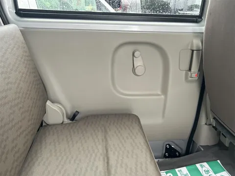 Mitsubishi Minicab Van