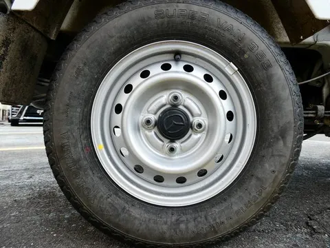 Mazda Scrum Truck