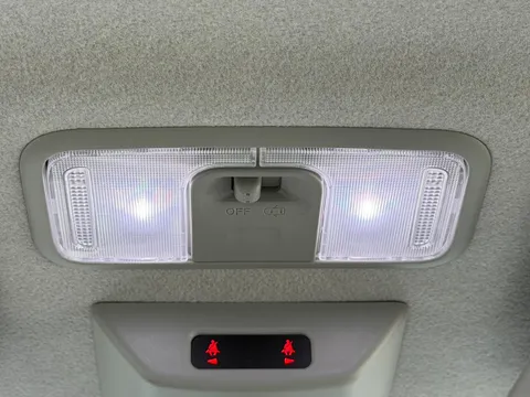 Daihatsu Mira Tocot
