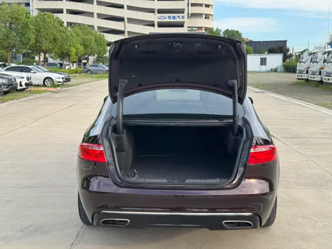 Jaguar XFL