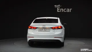 Hyundai Elantra (Avante)
