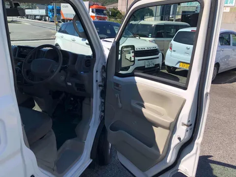 Mitsubishi Minicab Van