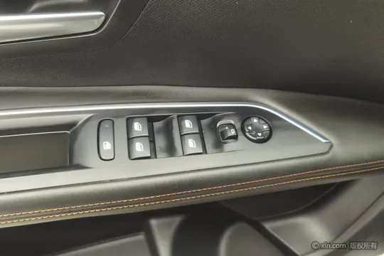 Peugeot 4008
