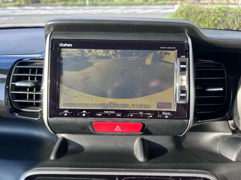 Honda N-BOX Plus Custom