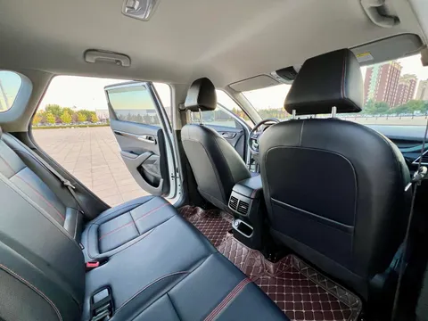 Kia KX3