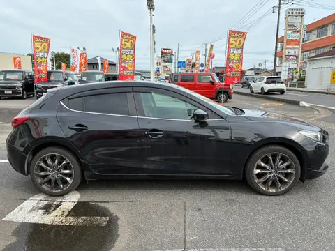 Mazda Axela Sport
