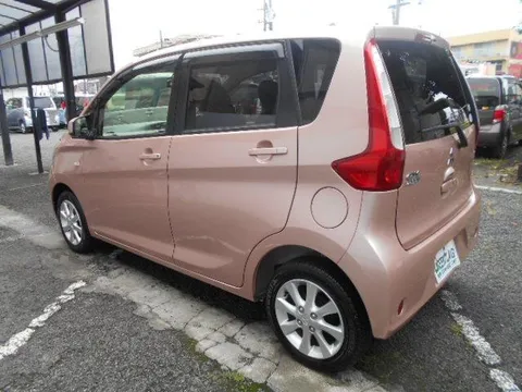 Mitsubishi eK Wagon