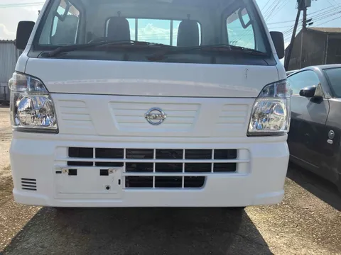 Nissan Clipper Truck