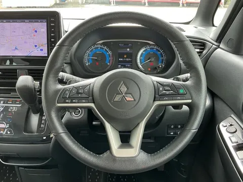 Mitsubishi Delica Mini