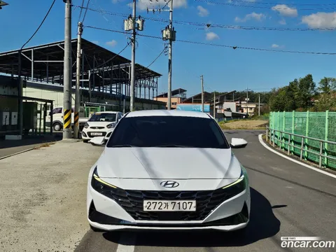 Hyundai Elantra (Avante)