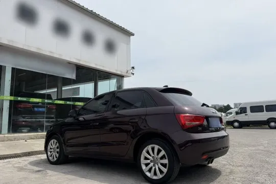 Audi A1