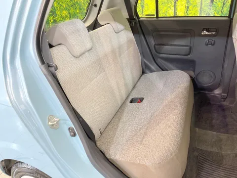Daihatsu Mira Tocot