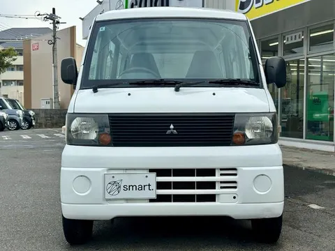 Mitsubishi Minicab Van