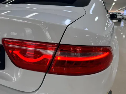 Jaguar XEL