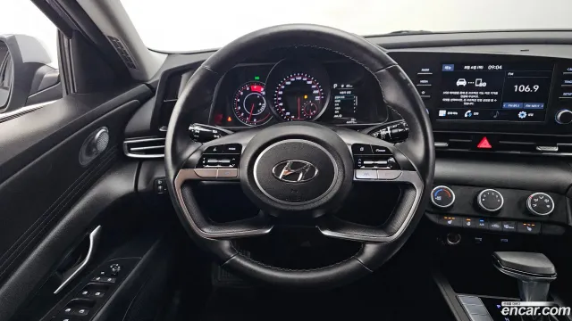 Hyundai Elantra (Avante)