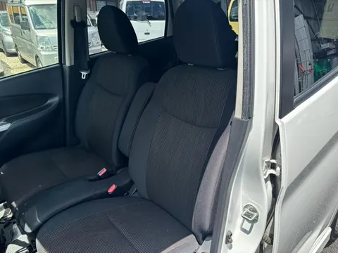 Mitsubishi eK Custom