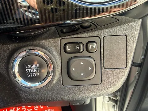 Toyota Yaris (Vitz)