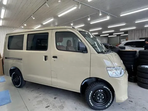 Toyota TownAce Van