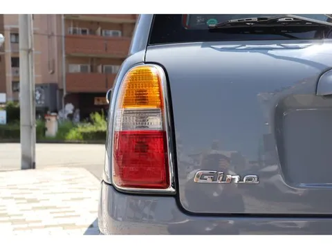 Daihatsu Mira Gino