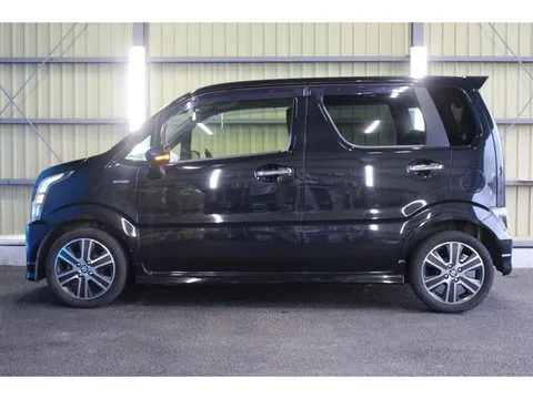 Suzuki Wagon R Stingray