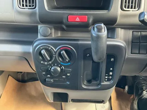 Nissan Clipper