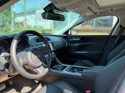 Jaguar XEL