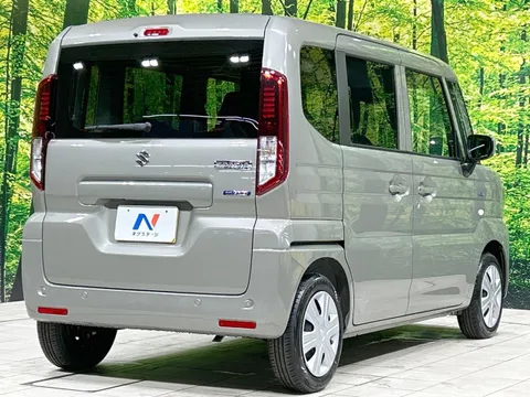Suzuki Spacia