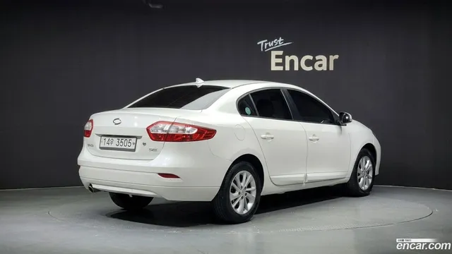 Renault SM3
