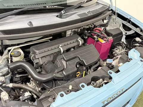 Daihatsu Mira Tocot