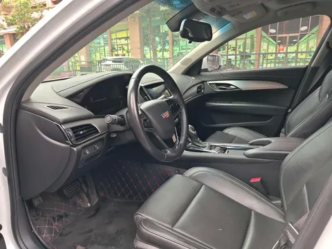 Cadillac ATS-L
