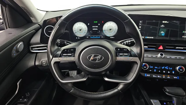 Hyundai Elantra (Avante)