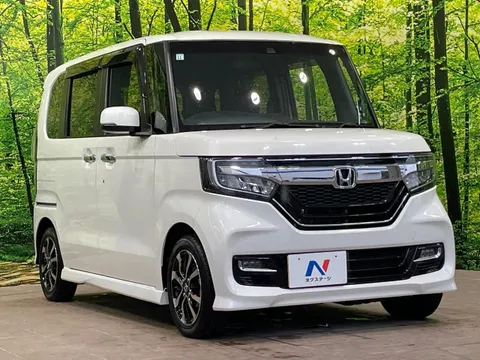 Honda N-BOX Custom