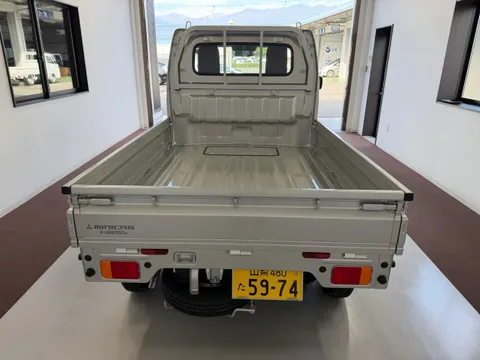 Mitsubishi Minicab Truck